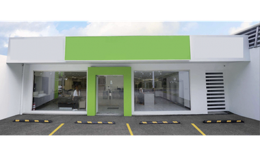 PARQUE LEFEVRE / SANTA ELENA / 437M / LOCAL CON OFICINAS Y BODEGA JC