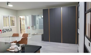 PARQUE LEFEVRE / SANTA ELENA / 437M / LOCAL CON OFICINAS Y BODEGA JC