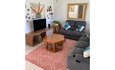 SEA CONFIABLE VENDE CASA CON PISCINA EN CORONADO