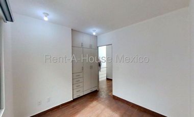 Casa en Venta en Las Canteras, Huixquilucan GIS 26-158.