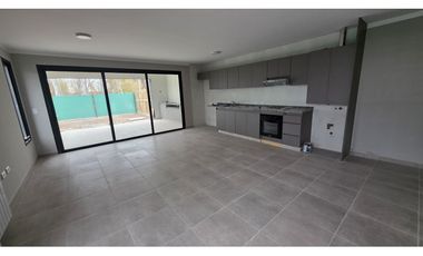 CASA · EN VENTA· BARRIO PRIVADO · 2 dormitorios