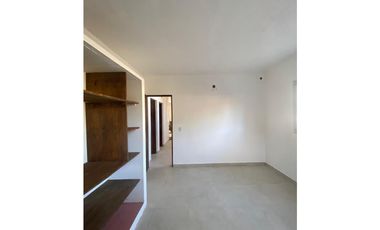 VENTA DE CASA EN BARRIO ALAMOS PINAMAR