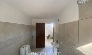 VENTA DE CASA EN BARRIO ALAMOS PINAMAR