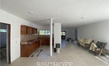 VENTA DE CASA EN BARRIO ALAMOS PINAMAR