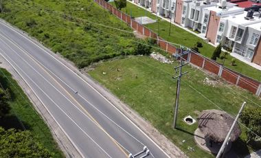 Terreno Comercial con Escrituras en Venta Libramiento Ocuituco Yecapixtla a Bordo de Carretera