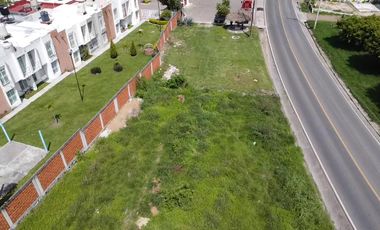 Terreno Comercial con Escrituras en Venta Libramiento Ocuituco Yecapixtla a Bordo de Carretera