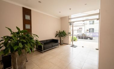 Celestino VIII. Dpto de 2 dorm y 2 baños. Centro.