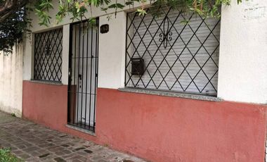 VENTA PH 2 AMB  PATIO- BERNAL OESTE APTO CREDITO