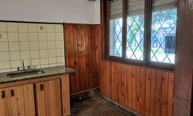 VENTA PH 2 AMB  PATIO- BERNAL OESTE APTO CREDITO