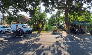 Lahan Strategis dan Cocok Buat Usaha di Jalan Kartini - Doko