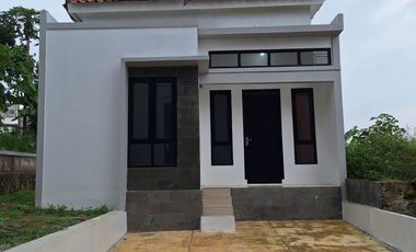 Rumah baru dengan desain modern cocok Anda