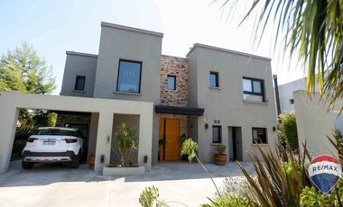 CASA 5 AMBIENTES VENTA EL ROCIO CANNING APTA CRED.