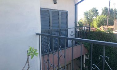 VENDE CASA 4 AMBIENTES  VENTA FLORENCIO VARELA