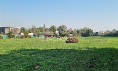 Sitio en Venta en Al Lado de la cancha de Golf. Las Brisas de Chicureo