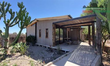 Casa en Arriendo en Casa en arriendo en parcela en Chamonate.