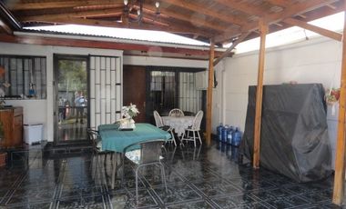 Casa en Venta en Las Rejas con Alameda