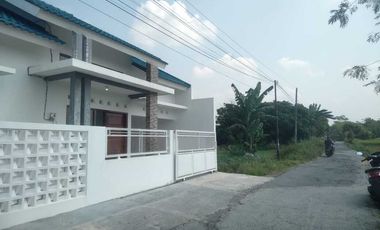 A231 - Rumah Baru Minimalis View Sawah Dekat Candi Prambanan