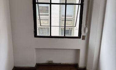 AGUSTINAS ENTRE BANDERA Y AHUMADA