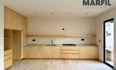 Venta de Casa de 1 Planta, 2 Recámaras en Coto Privado en Colima