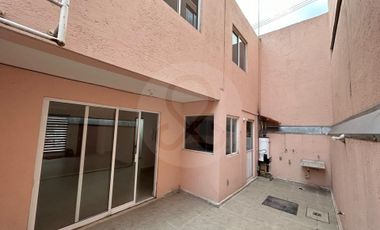 Villa del Bosque Casa en condominio en venta en Granjas Lomas de Guadalupe