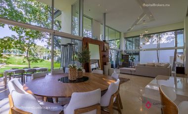 Casa de Lujo en Venta en El Cielo Country Club
