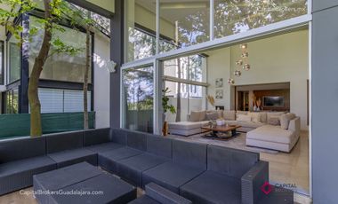 Casa de Lujo en Venta en El Cielo Country Club