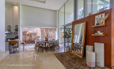 Casa de Lujo en Venta en El Cielo Country Club