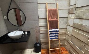 Di jual murah villa 2 bedroom dekat Plataran, Canggu