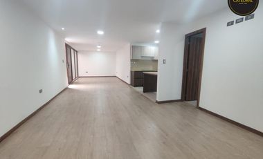 Departamento de venta en Puertas del Sol – código:21913