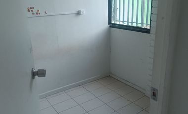 ARRIENDO AMPLIA CASA EN IQUIQUE, HABITACIONAL O COMERCIAL