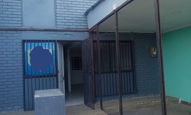 ARRIENDO AMPLIA CASA EN IQUIQUE, HABITACIONAL O COMERCIAL
