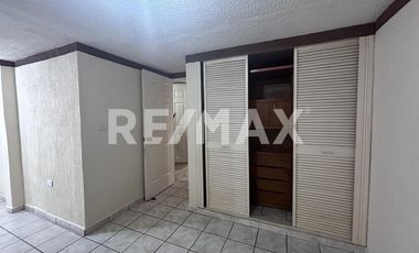 Casa en Venta  - (3)