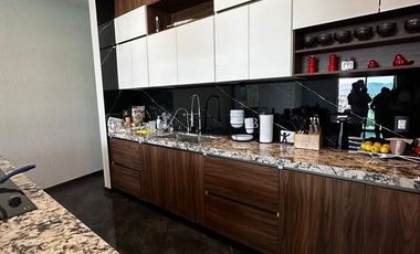 Casa en Venta con Alberca en Altozano, Morelia