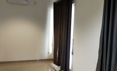 Disewakan Rumah Sedayu City Kelapa Gading 3+1 Kt 5 unit ac 3 Tk 6 X 10