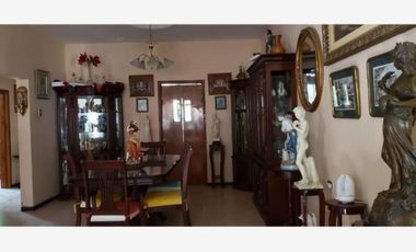 CASA EN RENTA AMUEBLADA UBICADA EN ZONA CENTRO DE PARRAS DE LA FUENTE, COAHUILA