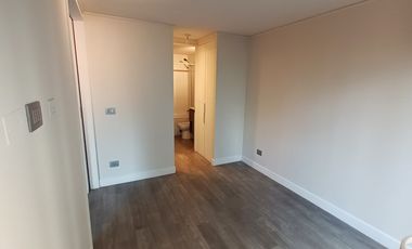 ARRIENDO Departamento 1D1B semi amoblado, Metro Chile España