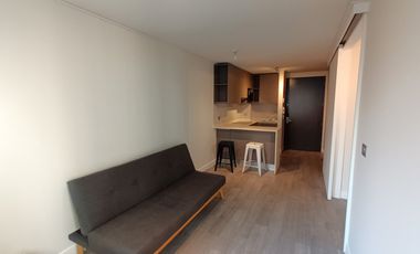 ARRIENDO Departamento 1D1B semi amoblado, Metro Chile España