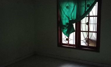 rumah luas murah bisa buat usaha pinggir jln raya dekat solo