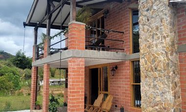 VENTA de CASA CAMPESTRE en MARINILLA