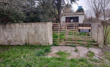LOTE DE 420M2 EN FELIX U. CAMET VENDE O PERMUTA. APTO CREDITO