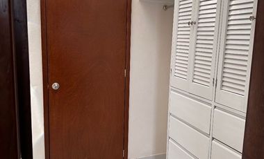 VENDO CASA EN LAGO DE GUADALUPE $4,100,000
