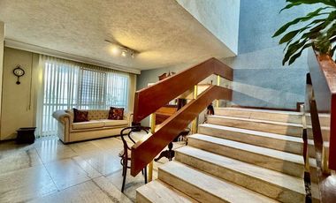 VENTA CASA EN PROVIDENCIA  EXCELENTE UBICACION