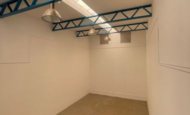 Jardines del Pedregal: Casa con Alberca, amplio jardín y Gimnasio