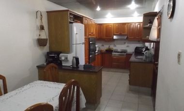 Casa en Parque Quirno