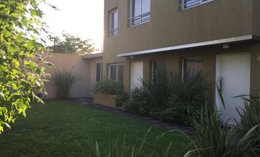 Triplex de categoria en condominio