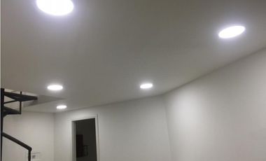 Oficina en arriendo Santa Barbara Alta