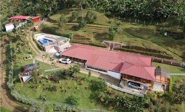 QUINDIO EJE CAFETERO BUENA VISTA CERCA A CAICEDONIA PANACA ARMENIA