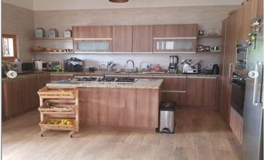 DAPA GRAN FINCA EN DAPA GANADO CABALLOS 32250 M2 US$ 970,000 DÓLARES