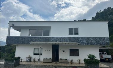 DAPA ALQUILER DE CASA POR RACAMANDAPA FRESCO TRANQUILO CERCA A CALI