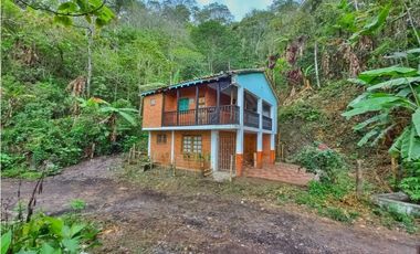 Maat vende Casa Campestre, El Chorrillo-Villeta 4.700 $165Millones